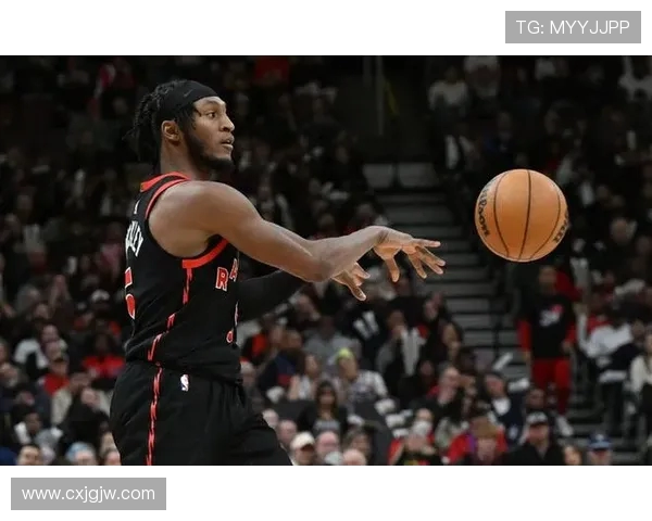 奎克利三分球完美发挥砍下25分4篮板5助攻带领球队取胜